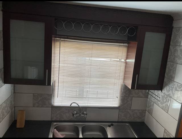 3 BEDROOM FREESTANDING FOR SALE IN KOSMOSDAL